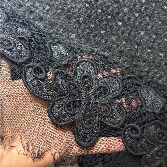 Dolce & Gabbana Elegant Black Lace /embroidered Skirt, S - Picture 8 of 11